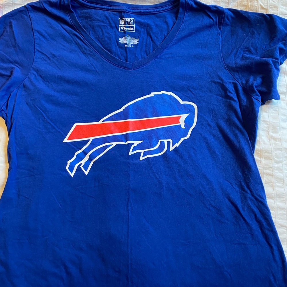 Buffalo Bills NFL Team Logo T-Shirt